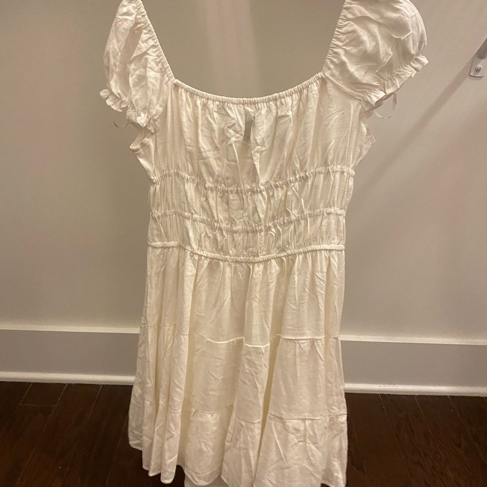 Lulu’s White Dress